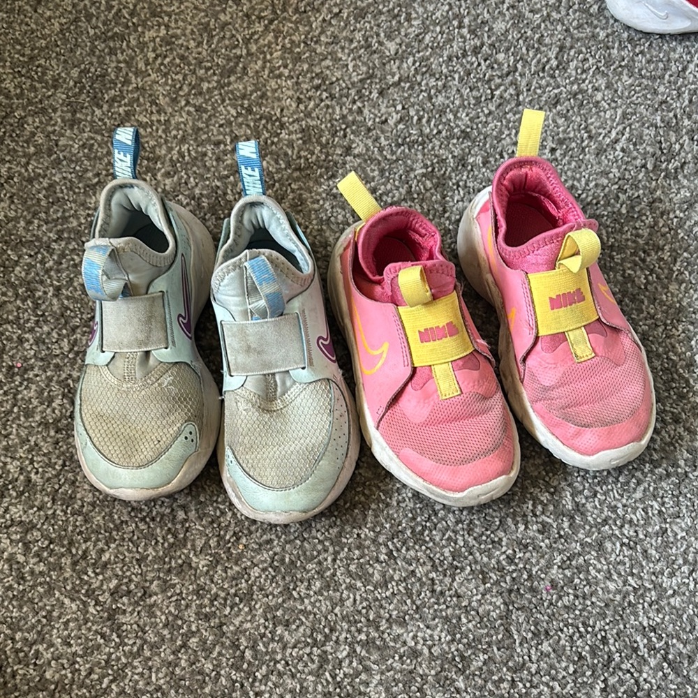 Nike toddler shoes